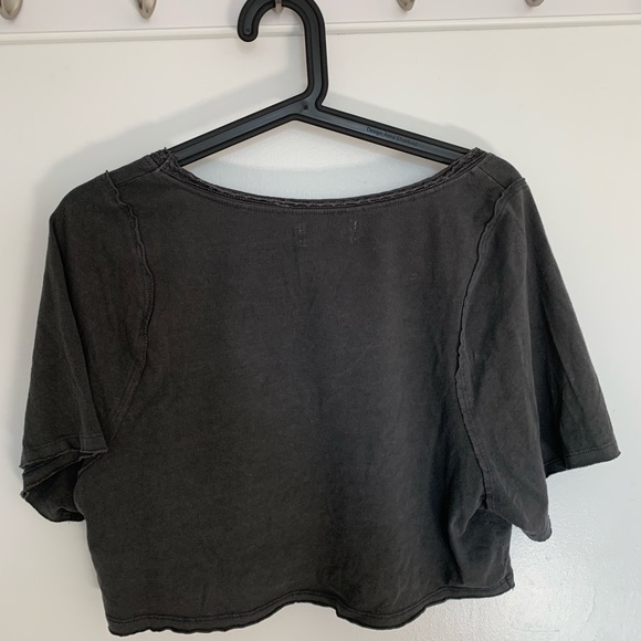 SOLD Urban outfitters tee - Picture 3 of 4